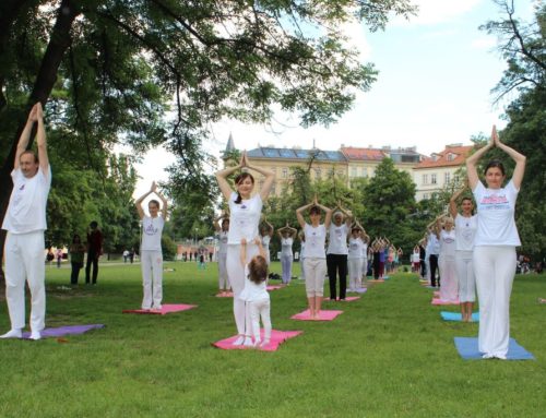 International Day of Yoga in Prague, 2016